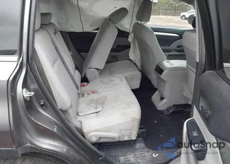 2015 Toyota Highlander Le V6 z USA, uszkodzony, nr VIN 5TDZKRFH2FS077185